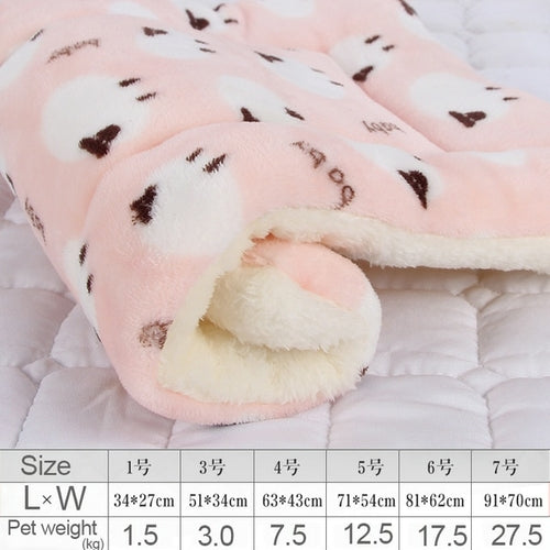 Pet Sleeping Mat Warm Dog Bed Soft Fleece Pet Blanket Cat Litter Puppy