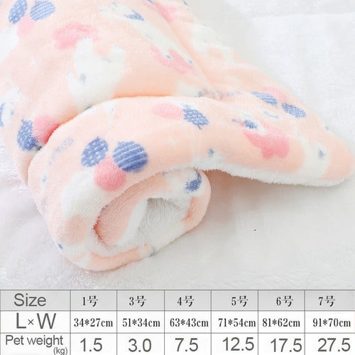 Pet Sleeping Mat Warm Dog Bed Soft Fleece Pet Blanket Cat Litter Puppy