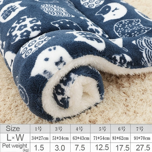 Pet Sleeping Mat Warm Dog Bed Soft Fleece Pet Blanket Cat Litter Puppy