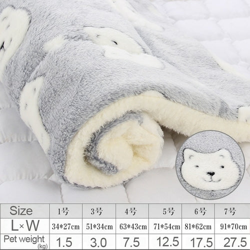 Pet Sleeping Mat Warm Dog Bed Soft Fleece Pet Blanket Cat Litter Puppy